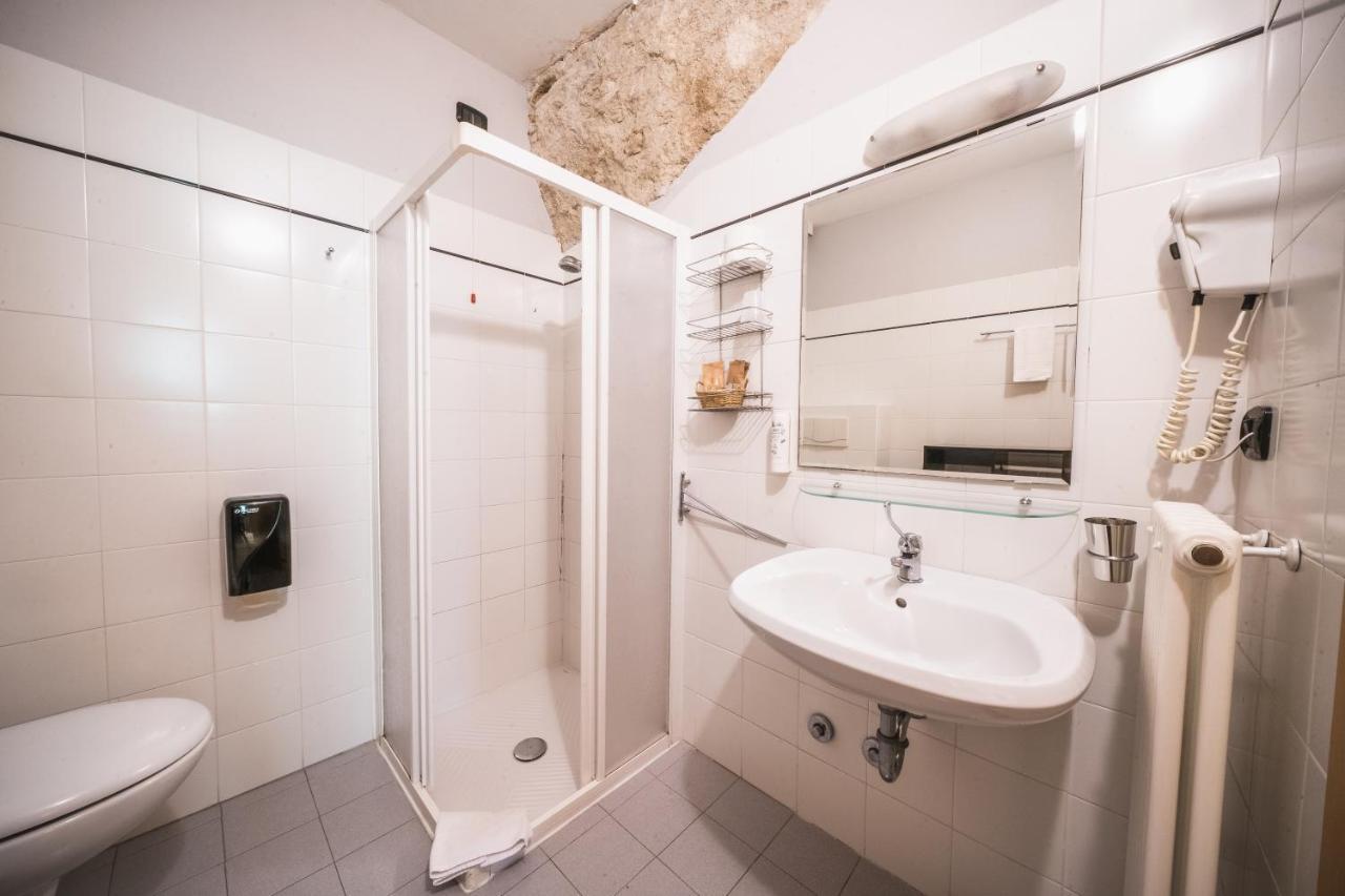 La Cantinota - Locanda De Manincor Rooms Arco Eksteriør billede